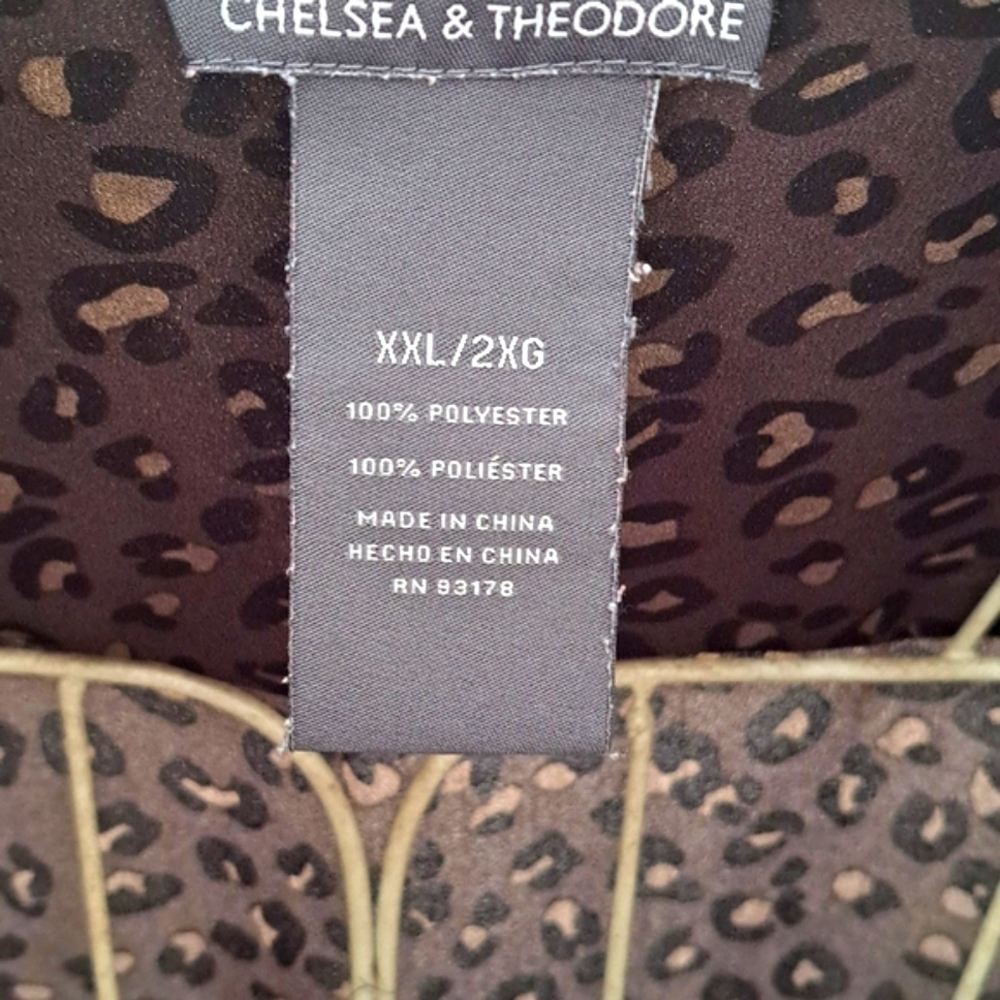 Chelsea & Theodore Leopard print Mobwife Cheetah button-down blouse, Size XXL. - Picture 5 of 9